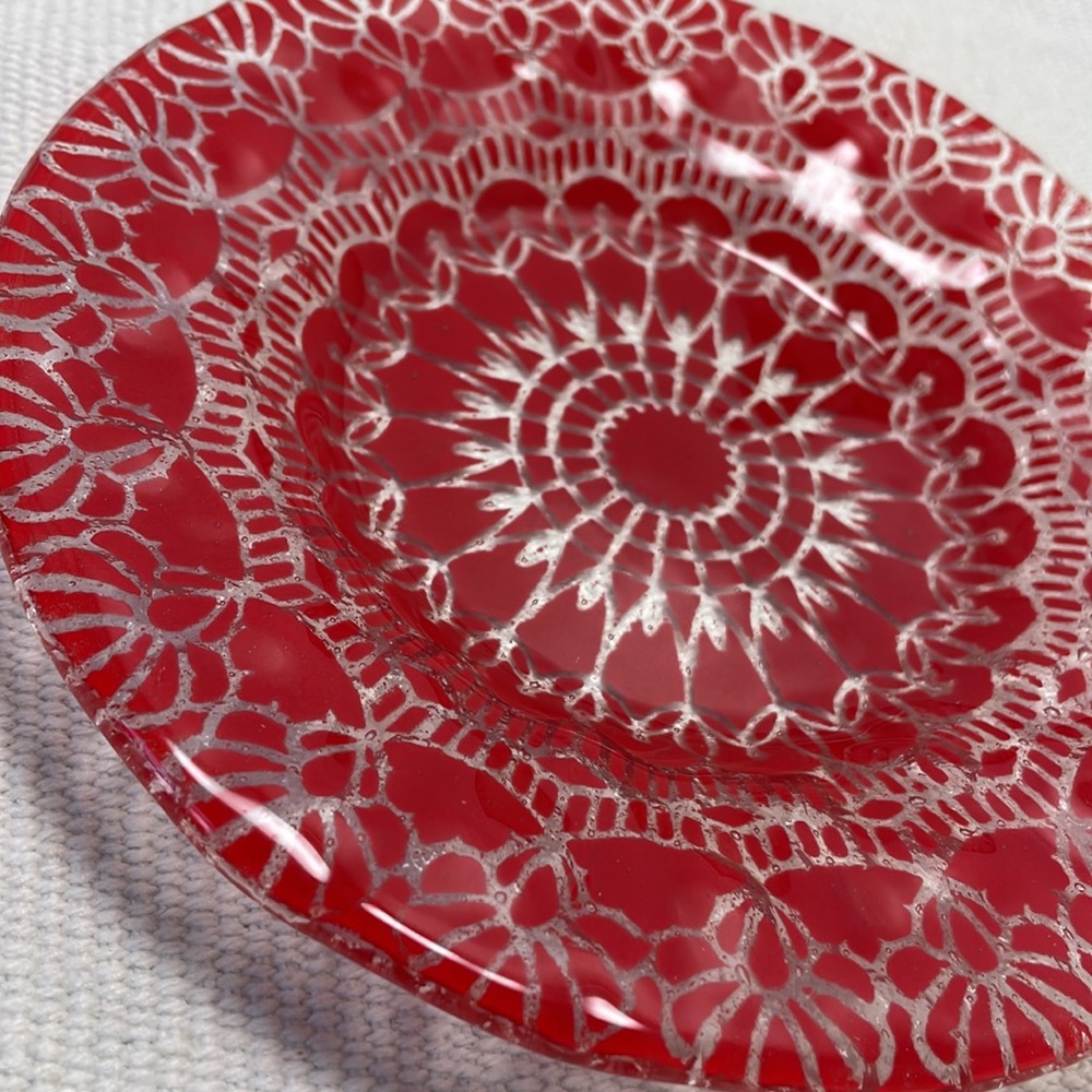 SYDENSYRIKER Fused glass plate 6.75”